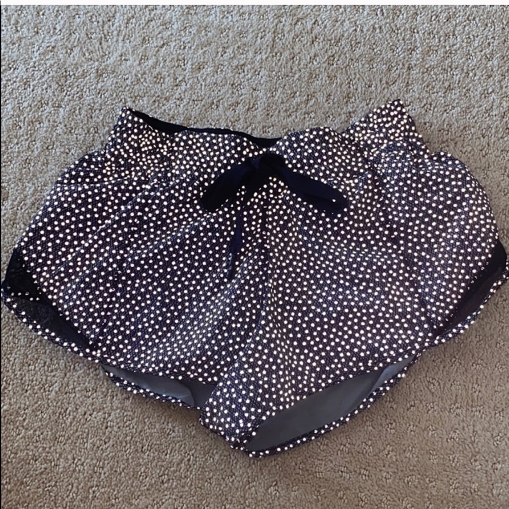 RARE lululemon hotty hot reflective shorts